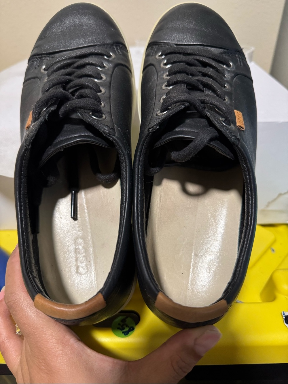 Ecco Black Leather Lace-Up Low Sneakers with Cream Insole - Picture 7 of 8